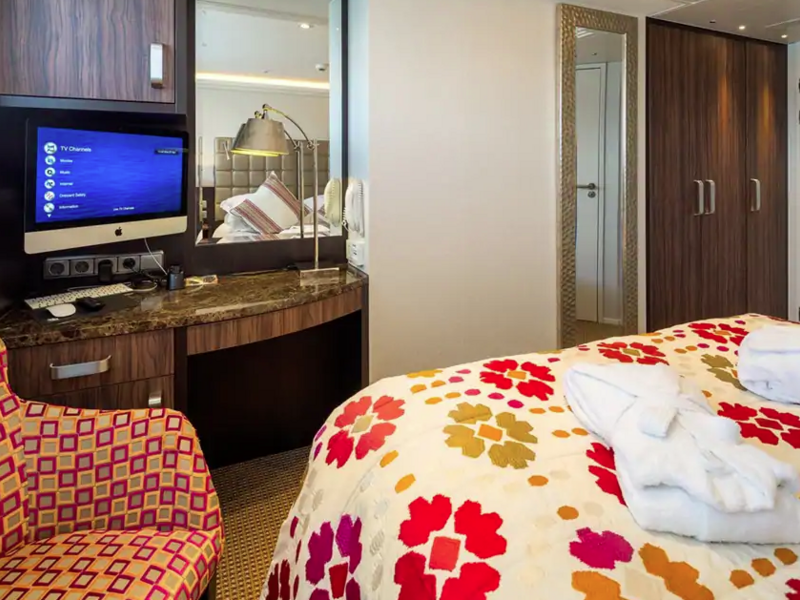 Cat CA Stateroom
